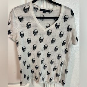 Skull cashmere v neck tee